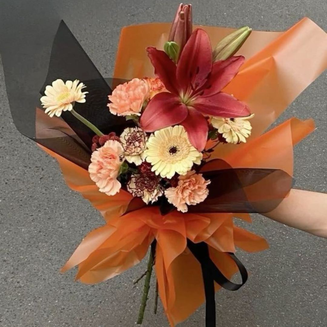 Bouquet de lirios, claveles y gerberas